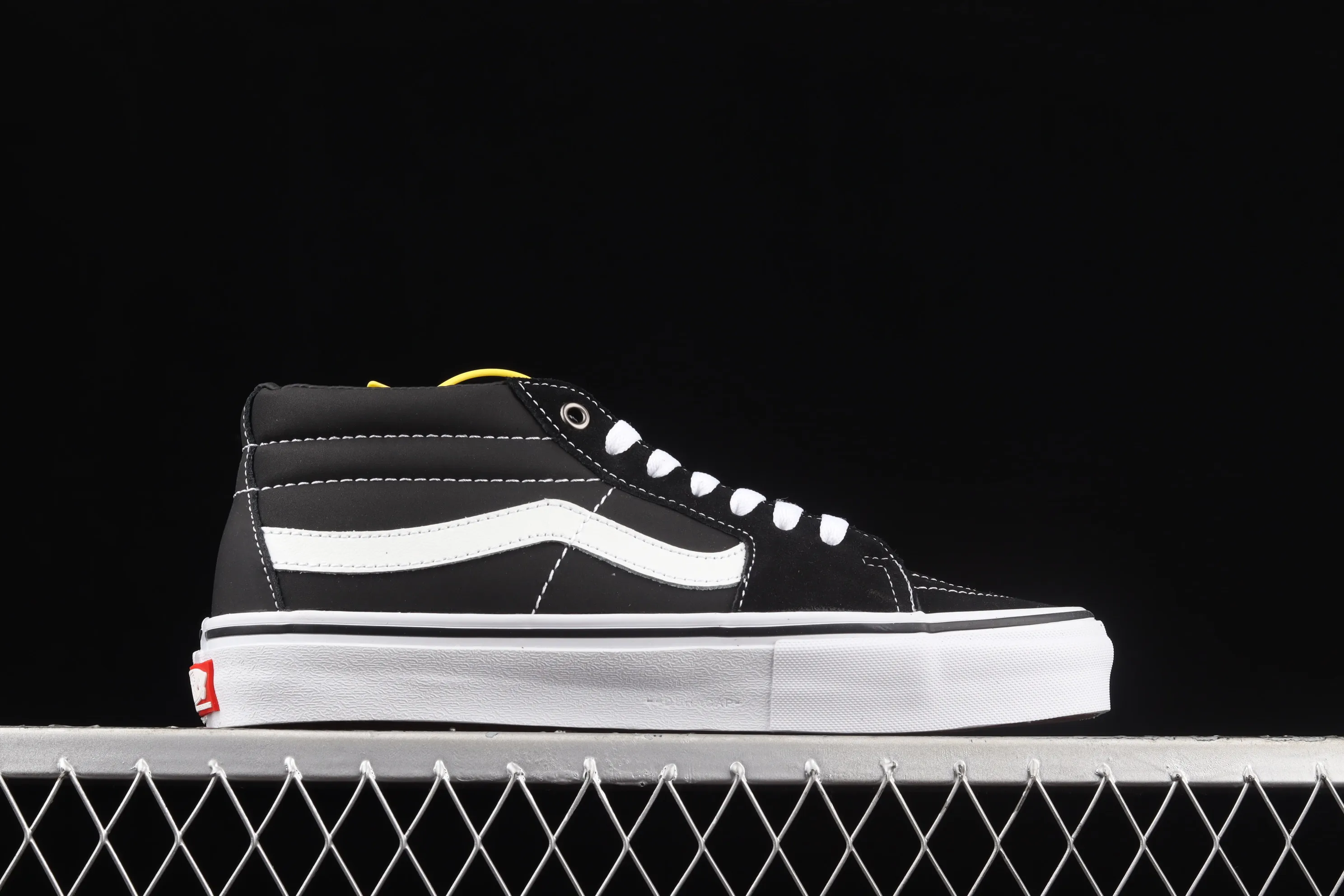 All categories Vans Vans series Vans Mid Vans Kate SK8-Mid black and white suede professional skateboard shoes commemorating legendary skater superstar Jeff Grosso VN0A5FCG625